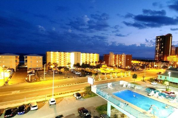 Beachside Resort Hotel (Gulf Shores)